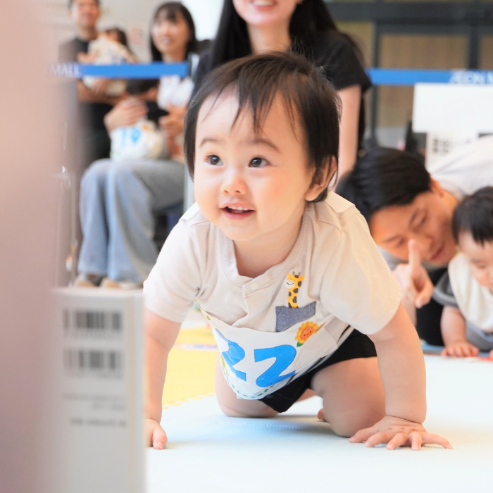 赤ちゃんハイハイレース